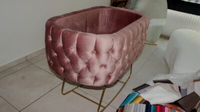 Moisés Isabel: Encanto Clásico con Modernidad - Image 3