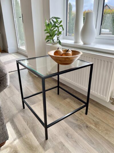 Mesa Auxiliar de Cristal Madison – Elegancia Minimalista para Tu Hogar - Image 11