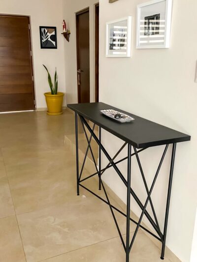 Set Credenza y Espejo Industrial Nova | Estilo Contemporáneo en Hierro Negro - Image 3